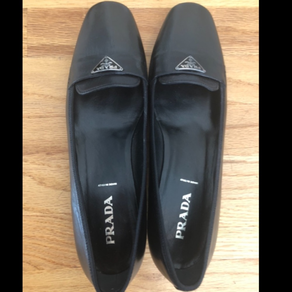 PRADA Loafers Women’s Black Leather 9N - 39.5N